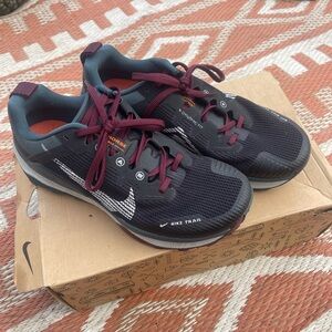 Nike React Wildhorse 8 Box with Black Logo